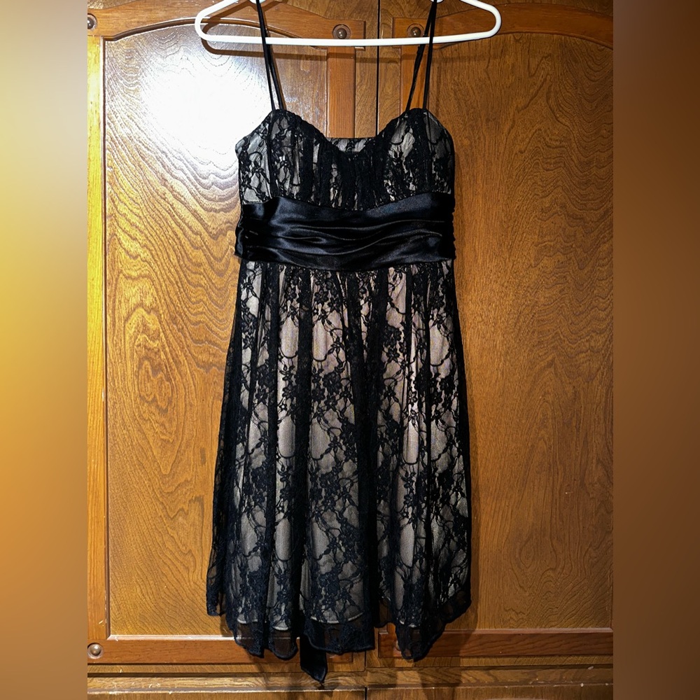 Semi Formal Black & Gold Lace Dress